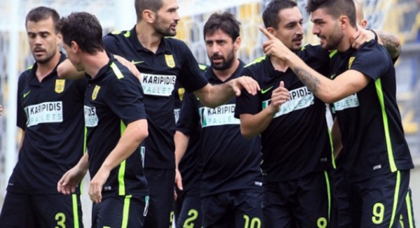 &Nu;&alpha; &kappa;&lambda;&epsilon;ί&sigma;&epsilon;&iota; &tau;&eta;&nu; &pi;&alpha;&rho;έ&nu;&theta;&epsilon;&sigma;&eta;