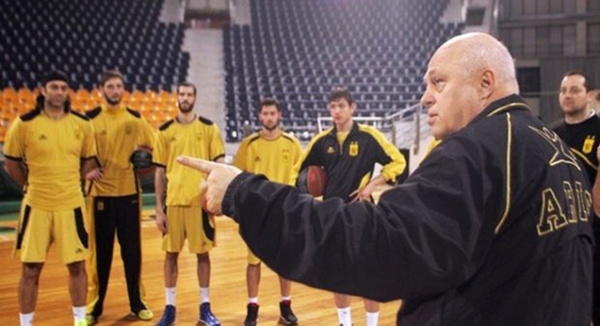 &Kappa;&alpha;&pi;&nu;ό&sigmaf; &chi;&omega;&rho;ί&sigmaf; &phi;&omega;&tau;&iota;ά;