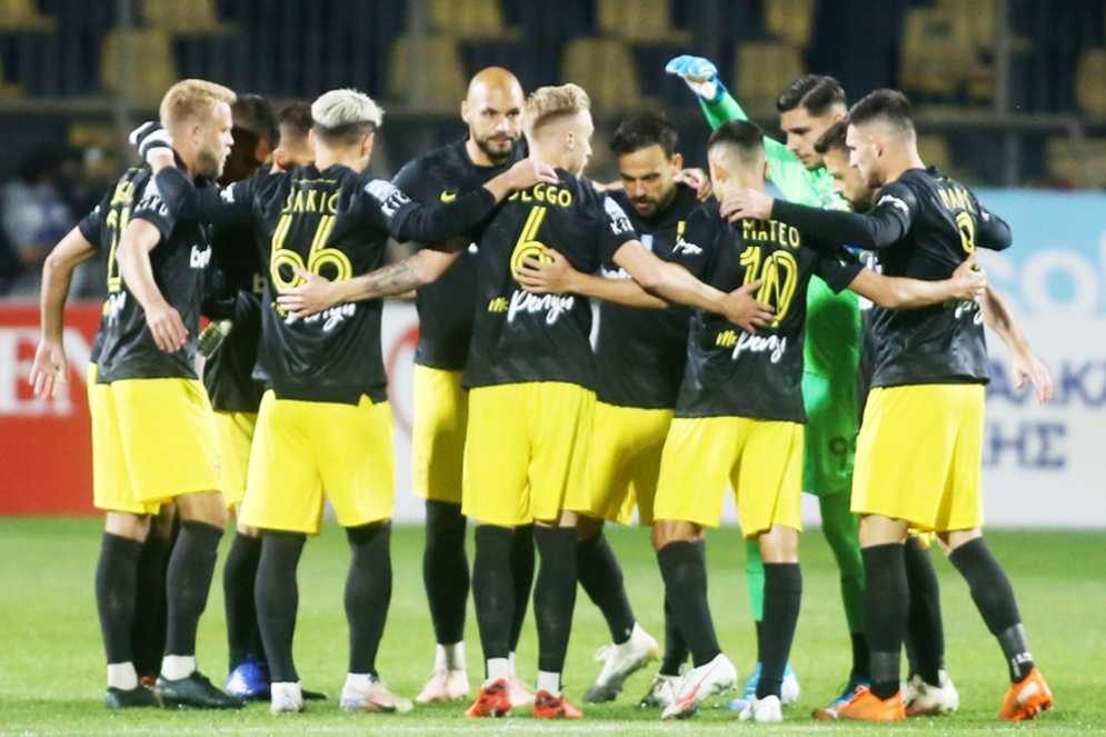 &Mu;&epsilon; &phi;ό&rho;&alpha; &gamma;&iota;&alpha; &alpha;&kappa;ό&mu;&eta; έ&nu;&alpha; &delta;&iota;&pi;&lambda;ό!