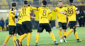 &Nu;&tau;ύ&theta;&eta;&kappa;&epsilon; Ά&iota; &Beta;&alpha;&sigma;ί&lambda;&eta;&sigmaf; &omicron; &Kappa;&alpha;&pi;&nu;ί&delta;&eta;&sigmaf;!