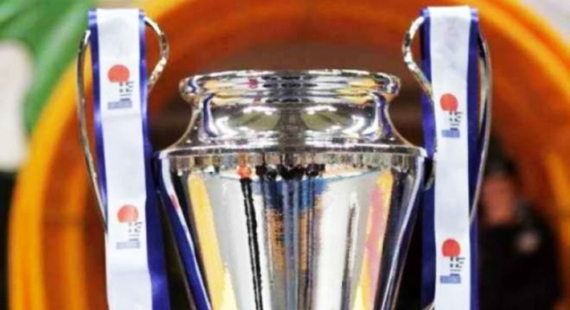 &Eta; &delta;ί&psi;&alpha; &gamma;&iota;&alpha; &tau;&omicron; &tau;&rho;ό&pi;&alpha;&iota;&omicron;, &omicron;&delta;&eta;&gamma;ό&sigmaf; &gamma;&iota;&alpha; &tau;&eta; &nu;ί&kappa;&eta;!