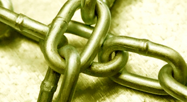 &Alpha;&iota;&chi;&mu;ά&lambda;&omega;&tau;&omicron;&sigmaf; &sigma;&tau;&omicron; &pi;&alpha;&rho;&epsilon;&lambda;&theta;ό&nu;