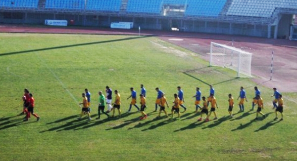 &Mu;&epsilon; &tau;&eta;&nu; &gamma;&nu;&omega;&sigma;&tau;ή &sigma;&upsilon;&nu;&tau;&alpha;&gamma;ή &tau;&eta;&sigmaf; &nu;ί&kappa;&eta;&sigmaf;