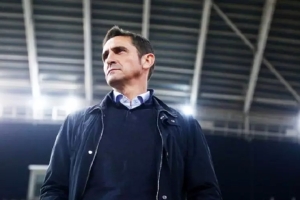 Νέος πρωταγωνιστής, ίδιο σενάριο