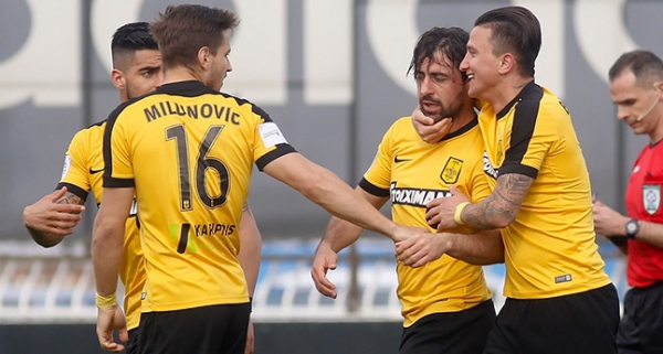 &Nu;&iota;&kappa;&eta;&phi;ό&rho;&omicron; &nu;&tau;&epsilon;&mu;&pi;&omicron;ύ&tau;&omicron; &Kappa;&omega;&sigma;&tau;έ&nu;&omicron;&gamma;&lambda;&omicron;&upsilon;