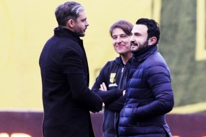 &Eta; ά&rho;&sigma;&eta; &tau;&omega;&nu; &mu;&pi;&alpha;&nu; &kappa;&alpha;&iota; &tau;&alpha; &delta;&iota;&alpha;&rho;&kappa;&epsilon;ί&alpha;&sigmaf; &sigma;&tau;&eta;&nu; &epsilon;&pi;&omicron;&chi;ή &tau;&omicron;&upsilon; &kappa;&omicron;&rho;&omega;&nu;&omicron;ϊ&omicron;ύ