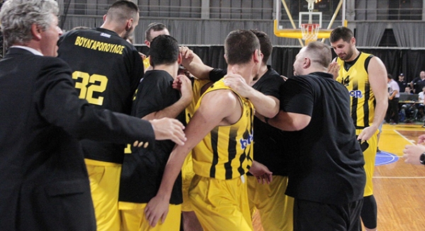 Must win &pi;&alpha;&iota;&chi;&nu;ί&delta;&iota; &sigma;&tau;&eta; &Lambda;ά&rho;&iota;&sigma;&alpha;