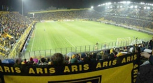 &Mu;&epsilon; &phi;&omicron;&upsilon;&lambda; &rho;&omicron;&tau;έ&iota;&sigma;&omicron;&nu;  &kappa;ό&nu;&tau;&rho;&alpha; &sigma;&tau;&omicron;&nu; &Alpha;&tau;&rho;ό&mu;&eta;&tau;&omicron;