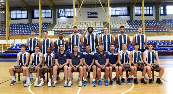 &Sigma;&tau;&omicron; "&kappa;ά&sigma;&tau;&rho;&omicron;" &tau;&eta;&sigmaf; &Alpha;&mu;&alpha;&lambda;&iota;ά&delta;&alpha;&sigmaf;