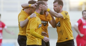 Έ&sigma;&tau;&omega; &kappa;&alpha;&iota; &delta;ύ&sigma;&kappa;&omicron;&lambda;&alpha; &pi;ή&rho;&epsilon; &tau;&eta; &nu;ί&kappa;&eta;!