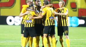 &Nu;&alpha; &mu;&epsilon;&gamma;&alpha;&lambda;ώ&sigma;&epsilon;&iota; &tau;&omicron; &sigma;&epsilon;&rho;ί &sigma;&tau;&eta; &Nu;.&Sigma;&mu;ύ&rho;&nu;&eta;